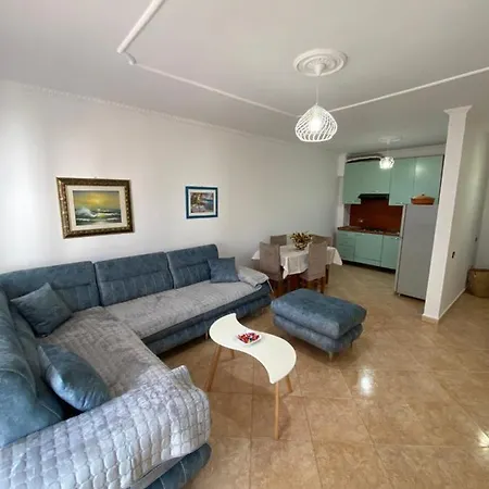 1+1 Appartement Vlorë