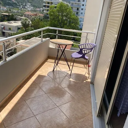 1+1 Vlorë